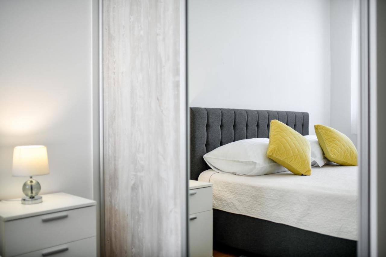 Modern Apartment For 2025' Vacation In زادار المظهر الخارجي الصورة