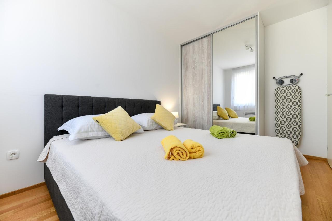 Modern Apartment For 2025' Vacation In زادار المظهر الخارجي الصورة